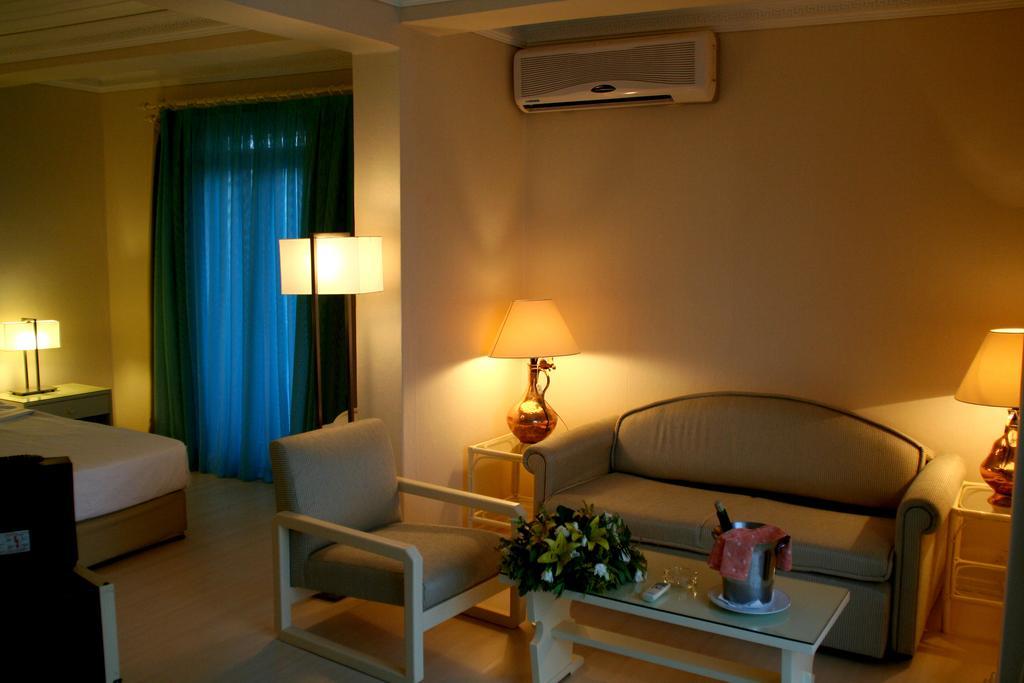 Kismet Otel Кушадасы Экстерьер фото